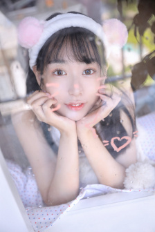吕秀菱心锁